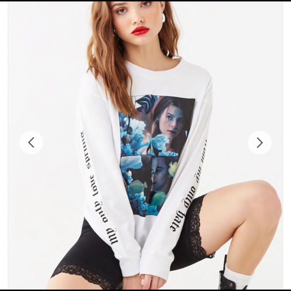 ISO ONLY! Forever 21 graphic long sleeved tee